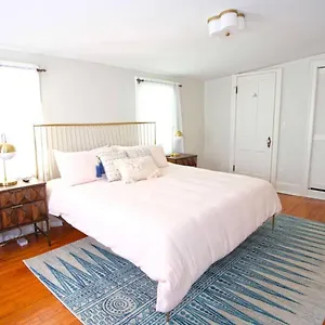 Carriage House On Chatham Sq Holiday home Savannah